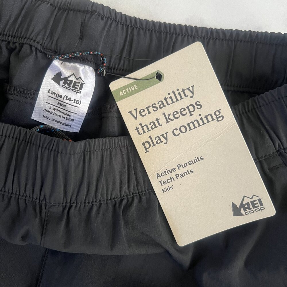 NWT REI Kids' Active Pursuits Tech Pants, Black, Size L (14-16) - Picture 7 of 9